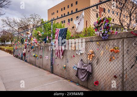 Oklahoma City, Oklahoma, USA - 17. März 2017: Tokens on the Fence am Oklahoma City National Memorial ist eine Gedenkstätte für die Opfer des Oklahoma City National Memorial Stockfoto