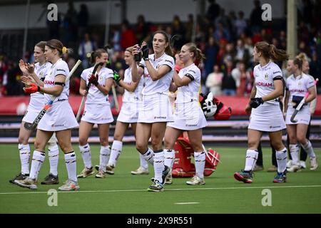 Antwerpen, Belgien. Juni 2024. Die Red Panthers feiern nach einem Hockeyspiel zwischen Australien und der belgischen Nationalmannschaft Red Panthers, Spiel 12/16 in der Gruppenphase der FIH Pro League 2024, Sonntag, den 2. Juni 2024, in Antwerpen. BELGA FOTO DIRK WAEM Credit: Belga News Agency/Alamy Live News Stockfoto