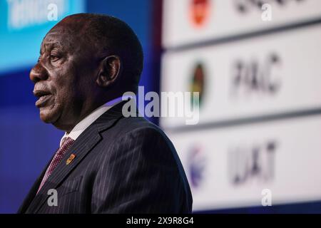 Midrand, Südafrika. Juni 2024. Der südafrikanische Präsident Cyril Ramaphosa spricht an die Nation, nachdem er die Ergebnisse der südafrikanischen Nationalwahlen 2024 während des Wahlausschusses Südafrikas (IEC) bekanntgegeben hatte, in dem die Ergebnisse der Nationalwahlen 2024 für Südafrika bekannt gegeben wurden. Der ANC, das langjährige Regierungsorgan in Südafrika, verlor zum ersten Mal seit Beginn der Demokratie vor 30 Jahren im Jahr 1994 seine absolute Mehrheit im Land. Quelle: UPI/Alamy Live News Stockfoto