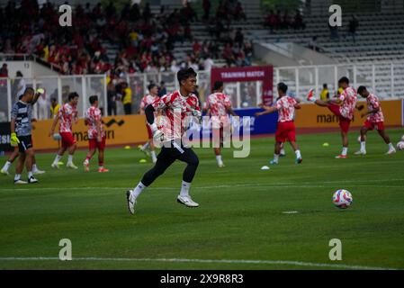 Jakarta, Indonesien, 02. Juni 2024 ERNANDO ARI SUTARYADI Training Session vor dem TRAININGSSPIEL Indonesia VS Tansania im Madya Stadium (Stadion Madya) am 02. Juni 2024 in Jakarta Indonesien, Credit Shaquille Fabri/Alamy Stockfoto