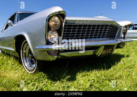 1965 Buick Riveria bei Hanley Farm Car Meet. Stockfoto