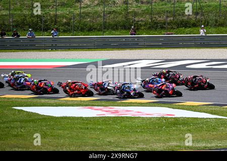 Mugello, Italien. Juni 2024. Rennen während des Gran Premio dÂ&#x80;&#x99;Italia Brembo - Rennen, MotoGP-Weltmeisterschaft in Mugello, Italien, 02. Juni 2024 Credit: Independent Photo Agency/Alamy Live News Stockfoto