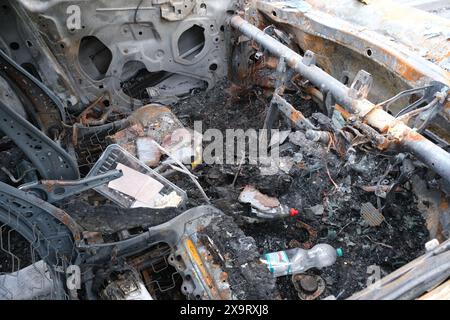 Ausgebranntes Auto in einem Lay-by auf der A66 in cumbria bei penrith Stockfoto