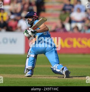 NORTHAMPTON, GROSSBRITANNIEN. Juni 2024. SHAN MASOOD of Yorkshire T20 Vitality Blast Spiel zwischen Northamptonshire Steelbacks und Yorkshire Vikings im County Ground in Northampton, England Credit: PATRICK ANTHONISZ/Alamy Live News Stockfoto