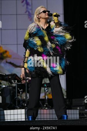 Brockwell Park, London, Großbritannien. Juni 2024. Alison Goldfrapp tritt beim Mighty Hoopla 2024 Day 2 - Pop Music Festival in London auf. Quelle: Siehe Li/Picture Capital/Alamy Live News Stockfoto