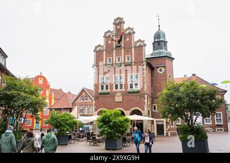 Blick auf das Stadtzentrum von Meppen mit dem alten ehemaligen Rathaus Stockfoto