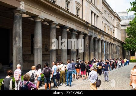 Berlin, Deutschland - 02. Juni 2024: Warteschlange Stockfoto