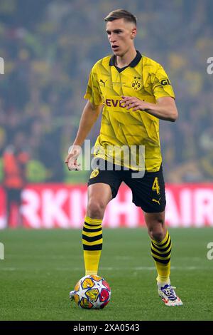 Nico Schlotterbeck von Borussia Dortmund während des Champions-League-Finales 2023/2024 zwischen Borussia Dortmund und Real Madri CF im Wembley-Stadion in London (England), 1. Juni 2024. Stockfoto