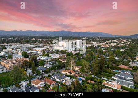 Ein Blick aus der Luft auf ein Wohnviertel in Los Angeles, Kalifornien. Stockfoto