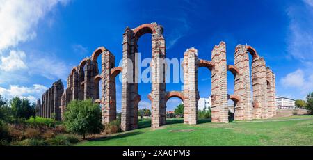 Europa, Spanien, Badajoz, Merida, Roman Acueducto de los Milagros oder 'Milaguulous Aqueduct' Stockfoto