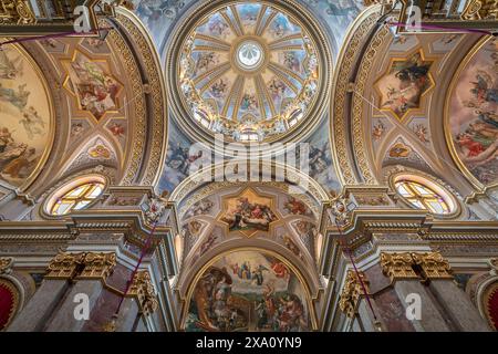 Die Basilika Saint Dominic und Porto Salvo. Historische Kirche, bekannt für ihre atemberaubende Barockarchitektur und ihr reiches Kulturerbe. Valletta, Malta Stockfoto