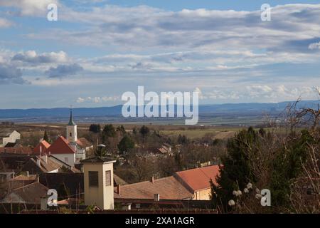 Ein malerischer Blick auf Wagram und Gosing am Wagram in Österreich Stockfoto