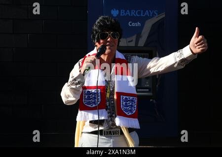 England trifft im St. James' Park auf Bosnien und Herzegowina, während die Three Lions mit den Vorbereitungen für die Euro 2024 beginnen. Newcastle Upon Tyne, Großbritannien, 3. Juni 2024, Credit:DEW/Alamy Live News Stockfoto