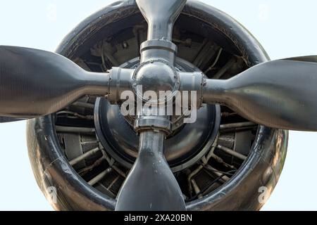 Propeller aus einem Militärflugzeug Stockfoto