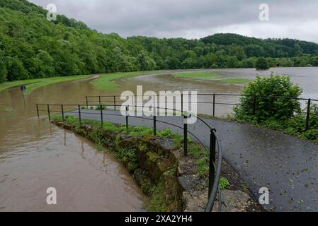 Überschwemmung auf dem Kocher Radweg im Spätherbst 2024 zwischen Gelbingen und Obermuenkheim, Radweg, Radfahren, Radweg, Radweg, Schwaebisch Stockfoto