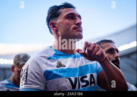 Madrid, Madrid, Spanien. Juni 2024. Rodrigo Isgro aus Argentinien sieht nach der Niederlage Argentiniens im Finale gegen Frankreich beim HSBC Madrid Rugby Sevens im Civitas Metropolitano Stadium am 2. Juni 2024 in Madrid, Spanien, niedergeschlagen aus. (Kreditbild: © Alberto Gardin/ZUMA Press Wire) NUR REDAKTIONELLE VERWENDUNG! Nicht für kommerzielle ZWECKE! Stockfoto