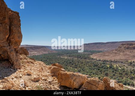 Ein Landschaftsblick auf das Ziz-Tal und die Tafilalet-Region in Zentral-Marokko Stockfoto