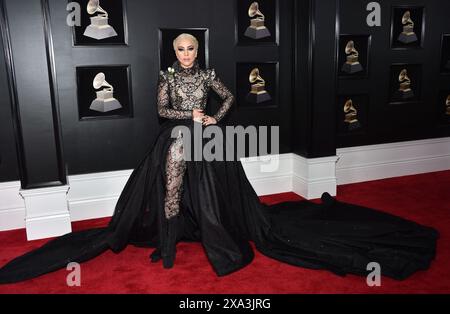 New York City, Usa. Juni 2024. Dateifoto - Lady Gaga nimmt am 28. Januar 2018 an den 60. Jährlichen GRAMMY Awards im Madison Square Garden in New York City, NY, USA Teil. Lady Gaga hat Gerüchte ausgelöst, dass sie mit ihrem ersten Kind schwanger ist, nachdem sie an der Hochzeit ihrer Schwester in Maine am Wochenende teilgenommen hat. Foto: Lionel Hahn/ABACAPRESS. COM Credit: Abaca Press/Alamy Live News Stockfoto