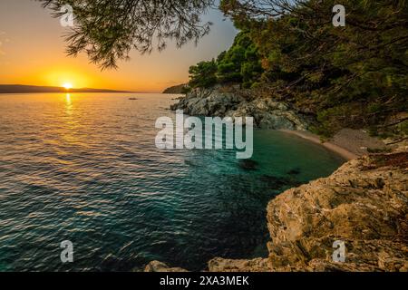 Die wunderschöne Adriaküste in Kroatien in der Nähe des Ferienorts Makarska Stockfoto