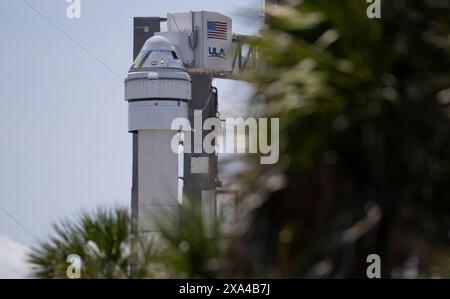 Cape Canaveral, Vereinigte Staaten von Amerika. Juni 2024. Die Boeing CST-100 Starliner-Raumsonde auf der ULA Atlas V-Rakete beginnt einen weiteren Countdown für den Start vom Space Launch Complex-41 im Kennedy Space Center am 3. Juni 2024 in Cape Canaveral, Florida. Der Starliner First Mannned Crew Flight Test hat eine Reihe von Verzögerungen erlitten und wird nun voraussichtlich am 5. Juni starten. Quelle: Joel Kowsky/NASA Photo/Alamy Live News Stockfoto