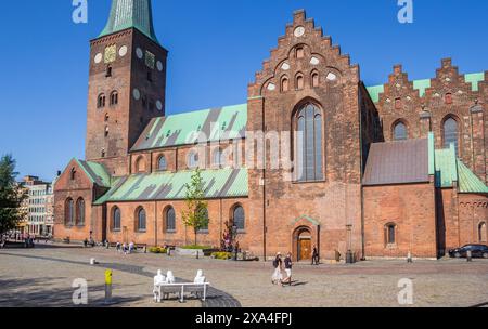 Historische Domkirke Kirche auf dem Marktplatz in Aarhus, Dänemark Stockfoto
