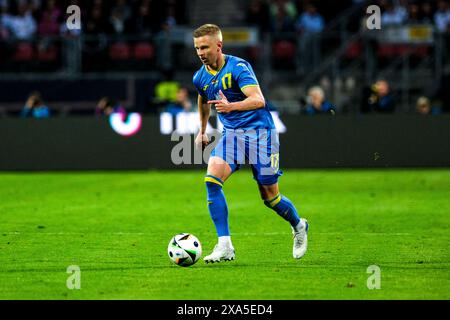 Oleksandr Zinchenko (Ukraine, #17) am Ball, Deutschland gegen Ukraine, DFB Fussball Nationalmannschaft Herren, Laenderspiel, Saison 2023/2024, 03.06.2024. DFB-Vorschriften verbieten jede Verwendung von Fotografien als Bildsequenzen und/oder Quasi-Video Foto: Eibner-Pressefoto/Florian Wiegand Stockfoto