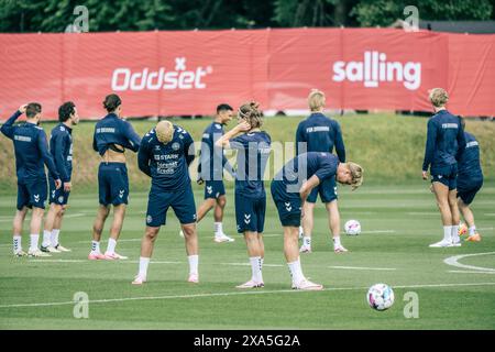 Elsinore, Dänemark. Juni 2024. Training mit der Fussballnationalmannschaft in Helsingoer am Dienstag, 4. Juni 2024. Dänemark spielt in der Gruppe C beim EM 2024-Finale. (Foto: Thomas Traasdahl/Scanpix 2024) Credit: Ritzau/Alamy Live News Stockfoto