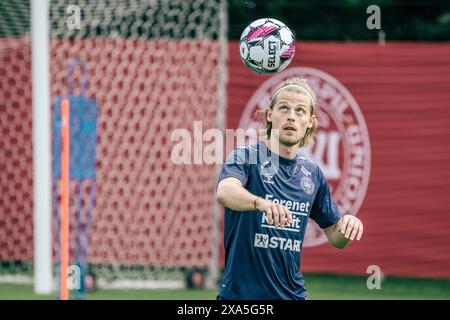 Elsinore, Dänemark. Juni 2024. Mathias Jensen während des Trainings mit der Fußballnationalmannschaft in Helsingoer am Dienstag, 4. Juni 2024. Dänemark spielt in der Gruppe C beim EM 2024-Finale. (Foto: Thomas Traasdahl/Scanpix 2024) Credit: Ritzau/Alamy Live News Stockfoto