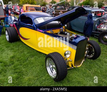 Ein maßgeschneiderter Ford Highboy Roadster 1932 auf der Moab Rotary Car Show in Moab, Utah. Stockfoto