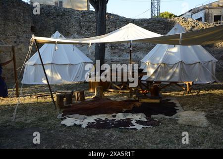 Das historische Wiederaufbau-Festival FANO DEI CESARI in Italien Stockfoto