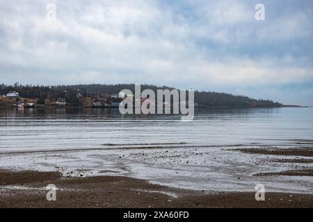 Häuser am Strand in Louisbourg, Nova Scotia, Kanada Stockfoto