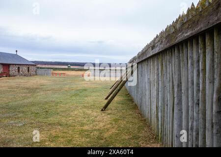 Palisade in der Festung in Louisbourg, Nova Scotia, Kanada Stockfoto