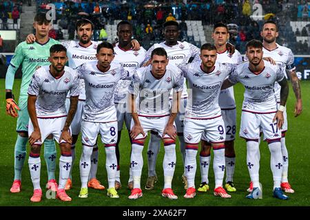 Bergamo, Italien. Juni 2024. Fiorentina Fototeam vor dem Serie A Spiel zwischen Atalanta BC und ACF Fiorentina im Gewiss Stadium in Bergamo, Italia Soccer (Cristiano Mazzi/SPP) Credit: SPP Sport Press Photo. /Alamy Live News Stockfoto