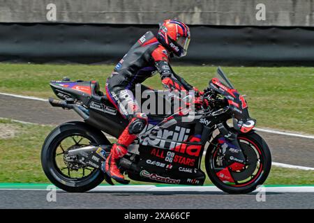 Juni 2024; Autodromo Internazionale del Mugello, Scarperia e San Piero, Florenz, Italien; italienischer MotoGP Test Day 2024; Maverick VI&#xf1;Ales auf seinem Aprilia Racing Bike Stockfoto