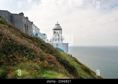 Foto des Leuchtturms von Foreland am Foreland Point an der nördlichen Devon Küste Stockfoto