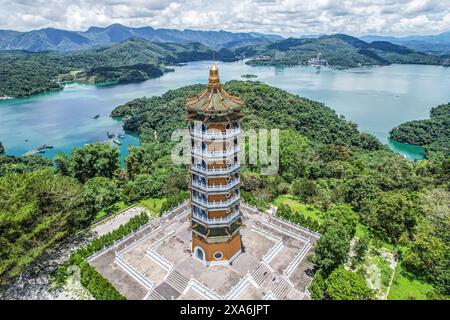 Luftaufnahme der CI'en-Pagode am Sun Moon Lake in Taiwan Stockfoto