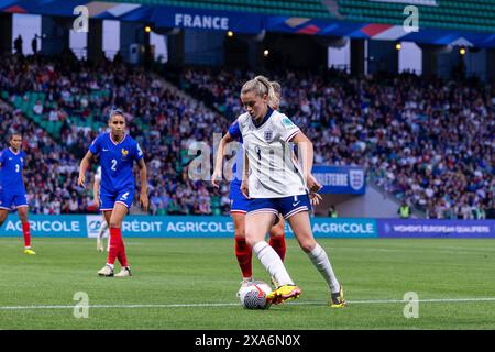 Saint Etienne, Frankreich. Juni 2024. Alessia Russo (9 England) während des Europameisterspiels der Frauen zwischen Frankreich und England im Stade Geoffroy-Guichard in Saint-Etienne, Frankreich. (Pauline FIGUET/SPP) Credit: SPP Sport Press Photo. /Alamy Live News Stockfoto