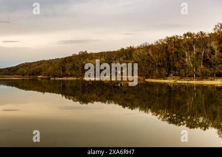 Ein malerischer Blick auf den Ciric Lake in Iasi, Rumänien Stockfoto