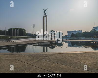 Jakarta, Indonesien - 8. Mai 2024. In der Mitte des Parks befindet sich ein West Irian Liberation Monument. Zum Gedenken an die Rückkehr von West Irian in die Stockfoto