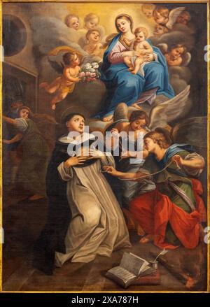 PERUGIA, ITALIEN - 15. MAI 2024: Das Gemälde des heiligen Thomas von Aquin mit der Madonna und den Engeln in der Kirche Basilica di San Domenico Stockfoto