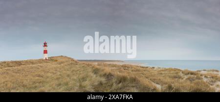 Leuchtturm List Ost am Ellenbogen, Insel Sylt, Nordfriesland, Schleswig-Holstein, Deutschland Stockfoto