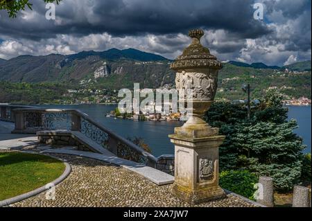 Orta San Giulio, See Orta ist ein norditalienischer See im norditalienischen Lago d&#39;Orta oder Cusio, Region Piemont, Italien. Europa Stockfoto