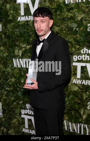 New York, USA. Juni 2024. Richard Gadd gewinnt den Breakthrough Limited Series Award für „Baby Rentier“ bei den Gotham TV Awards am Cipriani Broadway in New York, NY am 4. Juni 2024. (Foto: Efren Landaos/SIPA USA) Credit: SIPA USA/Alamy Live News Stockfoto