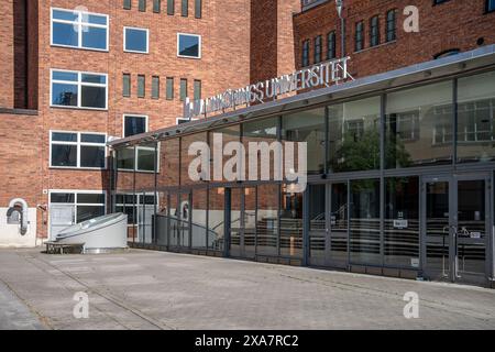 Campus Norrköping der Universität Linköping in Kåkenhus, einem alten Fabrikgebäude in der Industrielandschaft von Norrköping, Schweden Stockfoto