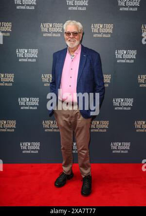 London, Großbritannien. Juni 2024. Matthew Kelly nimmt an der Presseveranstaltung für „A View from the Bridge“ im Theatre Royal Haymarket in London Teil. Quelle: SOPA Images Limited/Alamy Live News Stockfoto