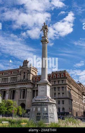 Der Hofpalast oder der Justizpalast & Lavalle Monument im Stadtteil San Nicolas in Buenos Aires, Argentinien. Das Hauptquartier der Justiz an Stockfoto