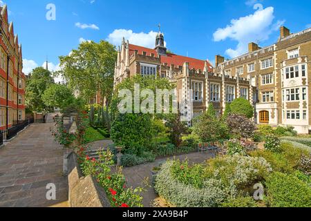 Middle Temple Inns of Court London Middle Temple die Gärten im Frühling Stockfoto