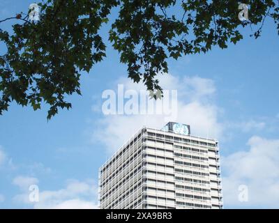 Bonn, Deutschland, Deutschland. Juni 2024. Das Äußere des Hauptgebäudes des UN Campus Bonn. (Kreditbild: © Bianca Otero/ZUMA Press Wire) NUR REDAKTIONELLE VERWENDUNG! Nicht für kommerzielle ZWECKE! Stockfoto