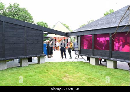 Serpentine South 7. Juni bis 27. Oktober 2024 Serpentine freut sich, am Freitag, den 7. Juni 2024, den 23. Pavillon für Archipelvoid zu eröffnen, der vom koreanischen Architekten Minsuk Cho in Seoul und seiner Firma Mass Studies entworfen wurde. Stockfoto
