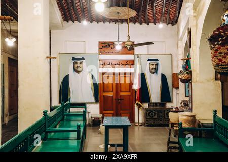 Doha, Katar - 1. Mai 2024: Einer der Verkaufsstände am Souq Waqif Markt Stockfoto